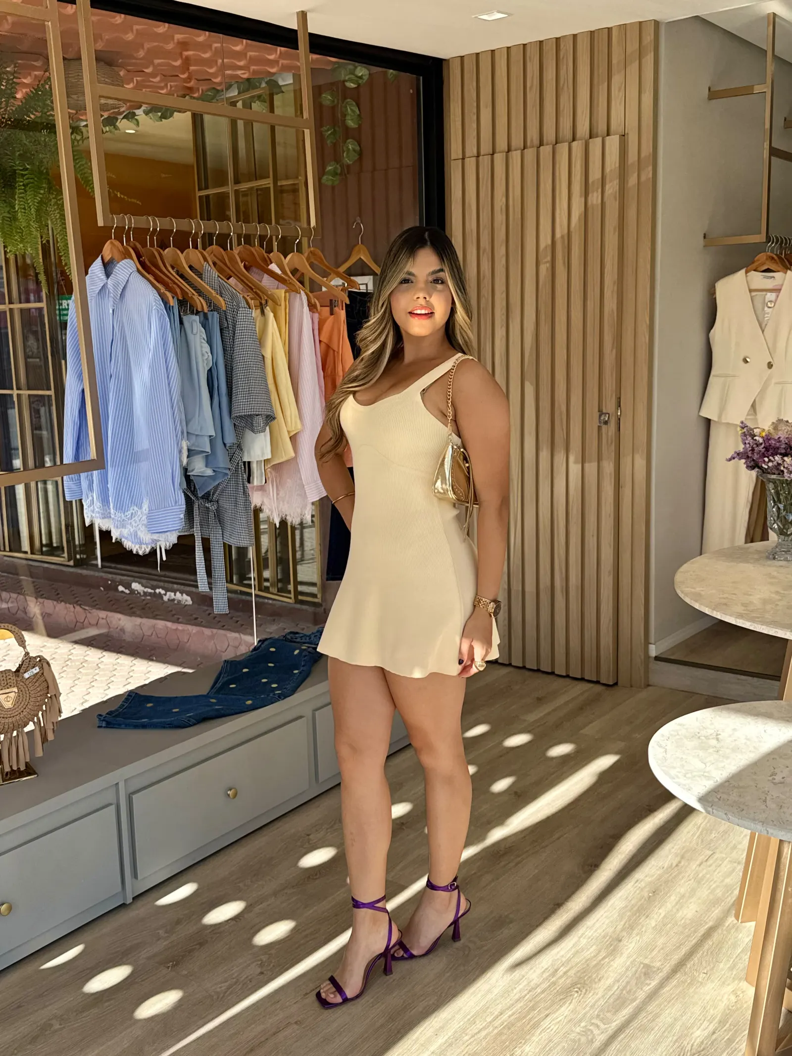VESTIDO CURTO TRICOT