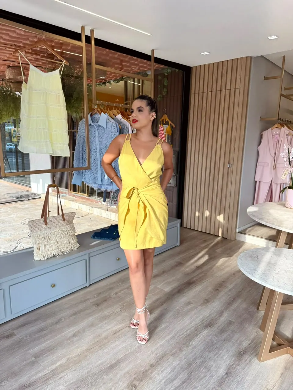 VESTIDO CURTO SUN CLUB